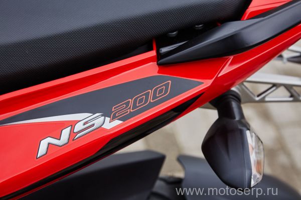  BAJAJ Pulsar 200NS (  200)  2017; 199,5cc; 4-; 6 ; 23,52 /!, 4 ; , ; 3   !