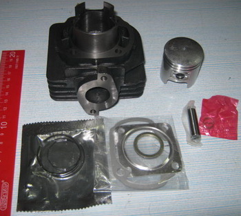 ,   Suzuki AD-50  65cc d44; p10  (CN)  ()   (MM 12698  (IR 4620767364144 (R1